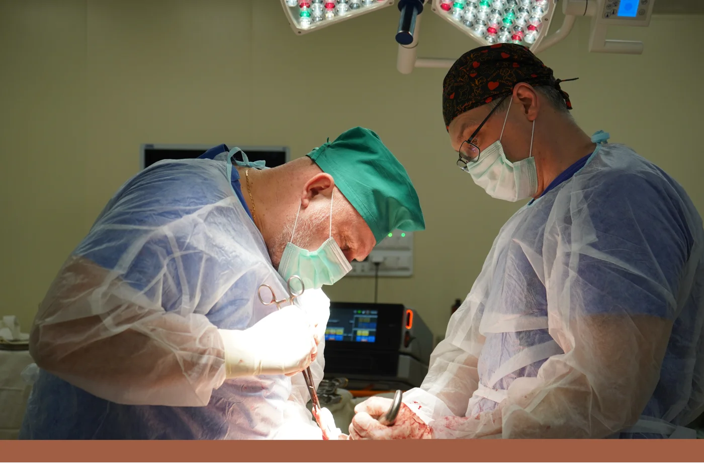 Врачи регионального Онкоцентра провели сложную операцию пациентке с синхронным раком нескольких органов