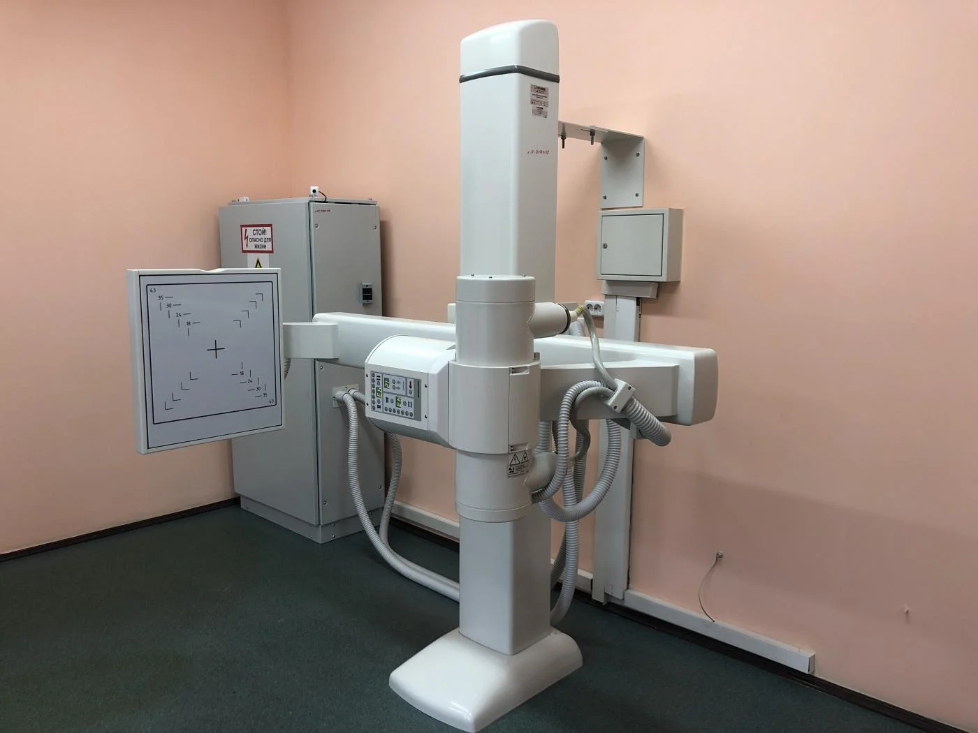 Заключены контракты на поставку в 2023 году одиннадцати новых флюорографов