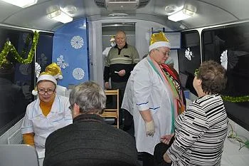 За полдня обследование в мобильном центре здоровья прошли более 200 жителей области За полдня обследование в мобильном центре здоровья прошли более 200 жителей области