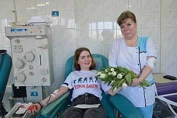 Ежегодно жители региона сдают порядка тринадцати тонн донорской крови и ее компонентов Ежегодно жители региона сдают порядка тринадцати тонн донорской крови и ее компонентов